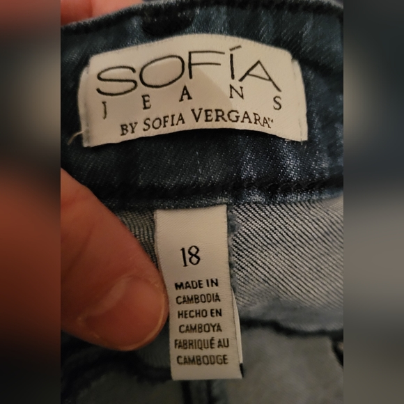 Sofia Vergara skinny ankle jean - Picture 1 of 8